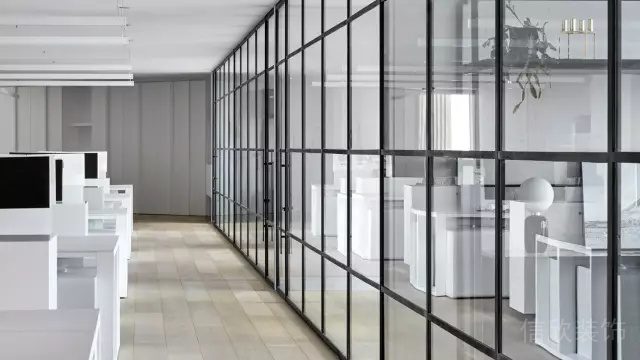 辦公室鋁合金格子玻璃隔斷設計圖