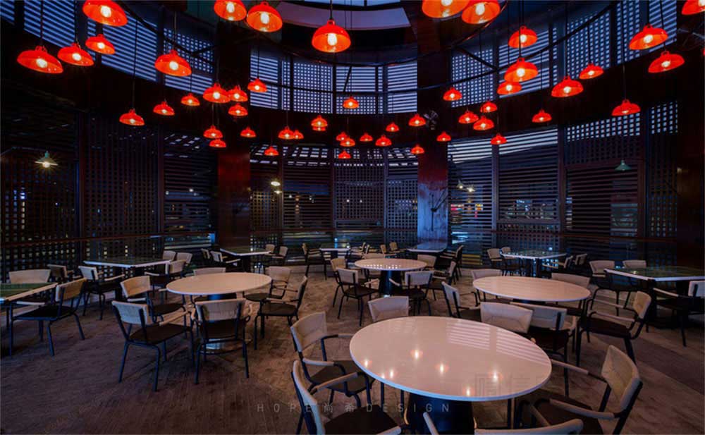 深圳鹽田混搭風美食廣場裝修設(shè)計港式茶餐廳主題用餐大廳