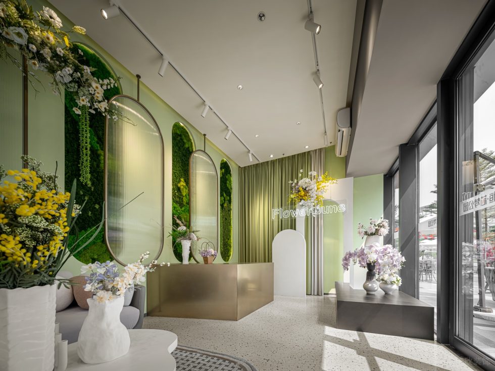 深圳市南山中心區(qū)現(xiàn)代風花店裝修設(shè)計 前臺