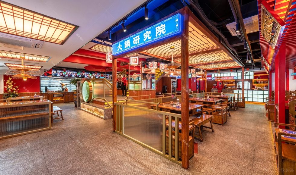 中式經典街頭風火鍋店用餐區(qū)裝修圖